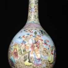 18 Arhats Vase